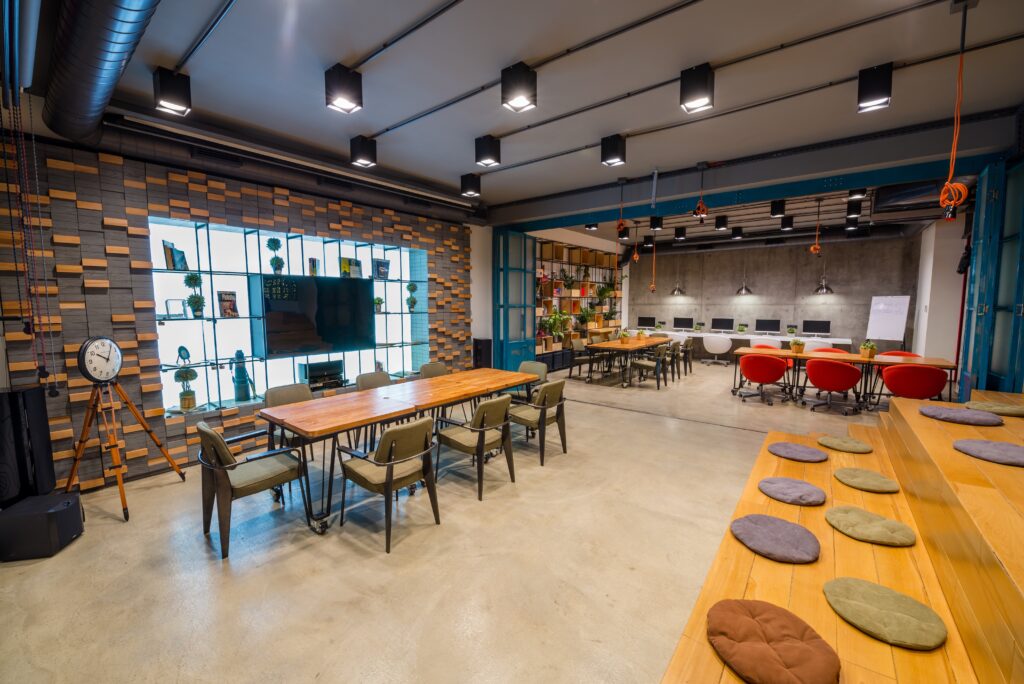 Hauchi Kay Modern interior design of an office